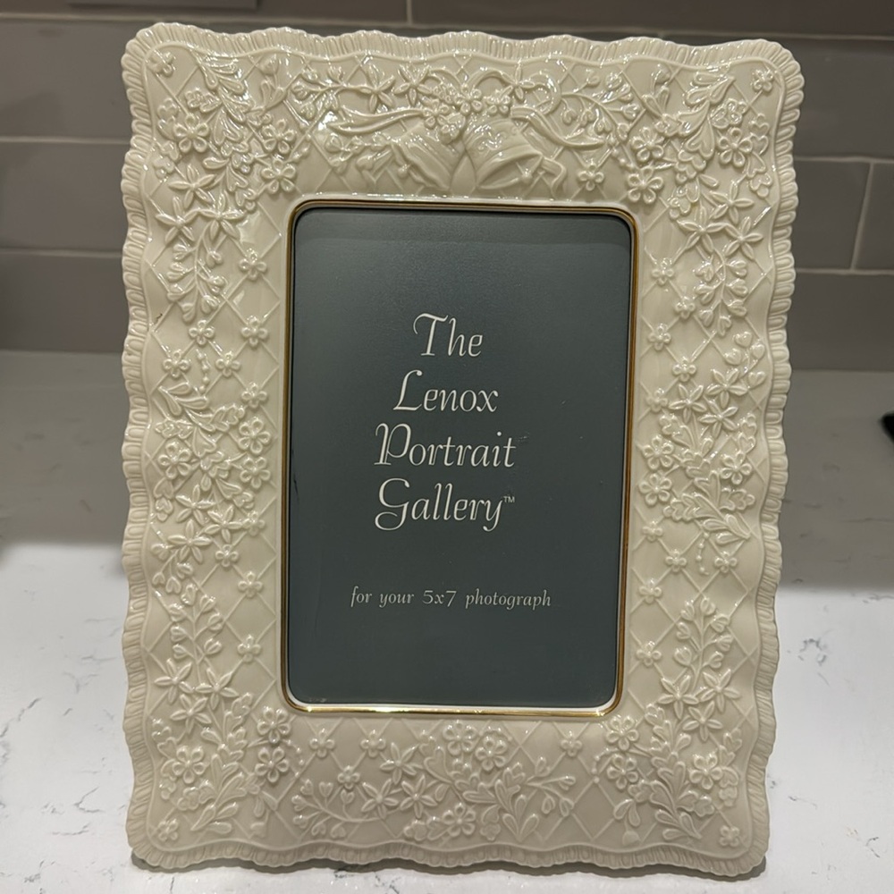 Vintagege Lenox 5x7 photo frame